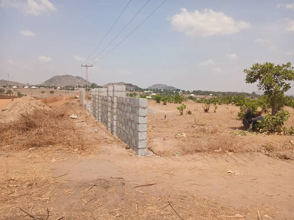 Tourways estate boundary work